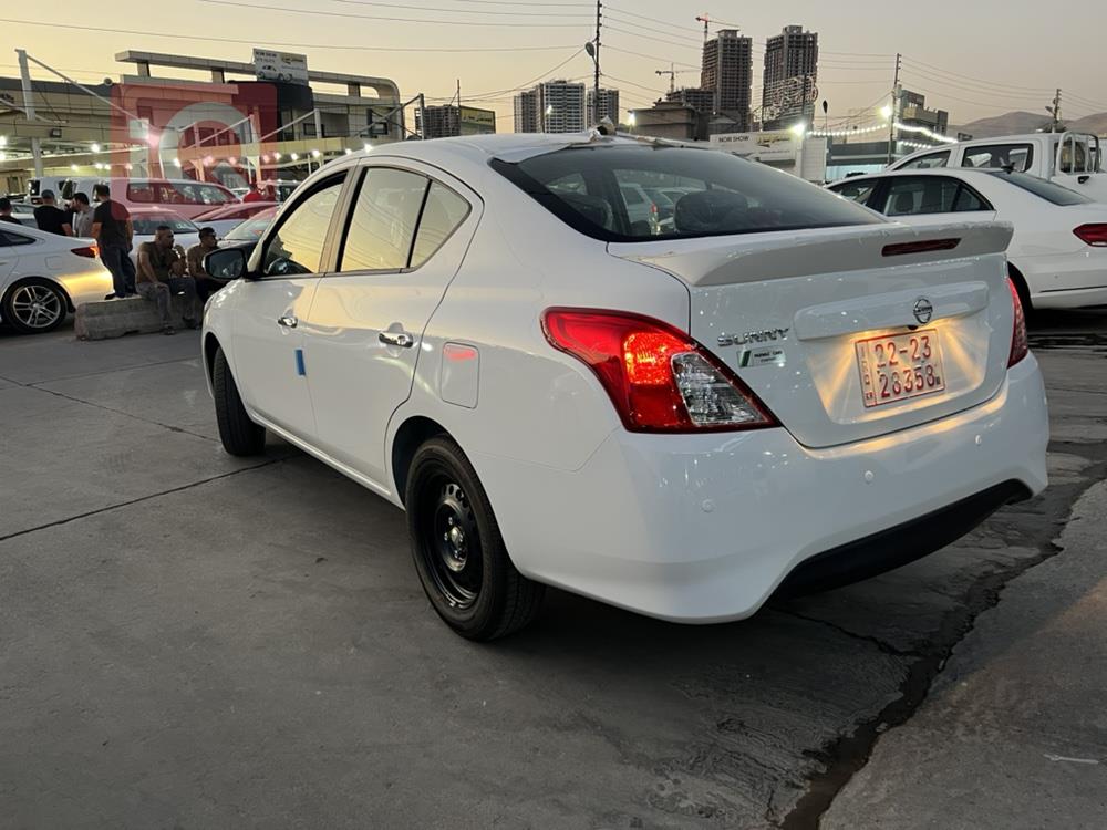 Nissan Sunny